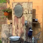 Campismo de Luxo Teepee Oppidum Praha-motofamily *